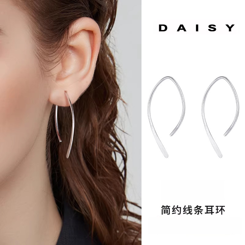 简约线条耳环女2026新款图片