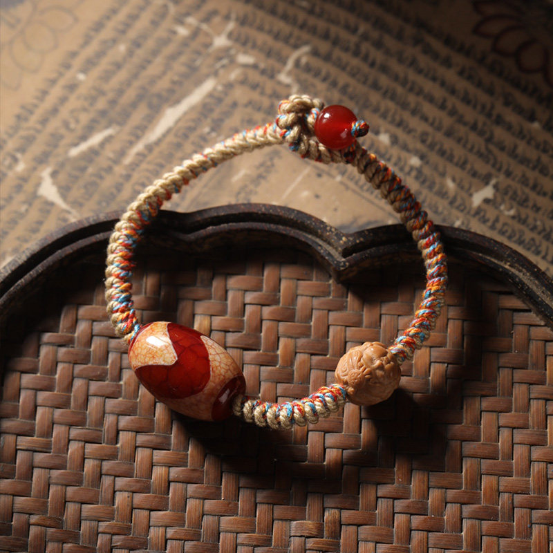 手工编织搭配虎牙天珠猴头扎基拉姆玛瑙手串轻奢小众精致复古手链