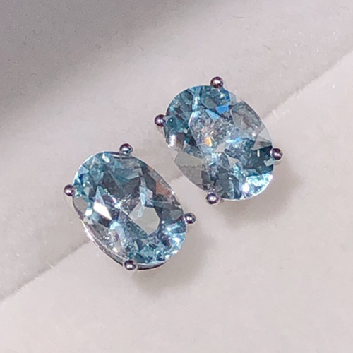 星赞轻奢珠宝S925银镶约1.4ct天然海蓝宝石耳钉简约素雅女士耳钉