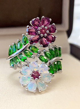 星赞S925纯银镀金约1.5克拉多宝石榴石透辉石白澳宝太阳花戒指