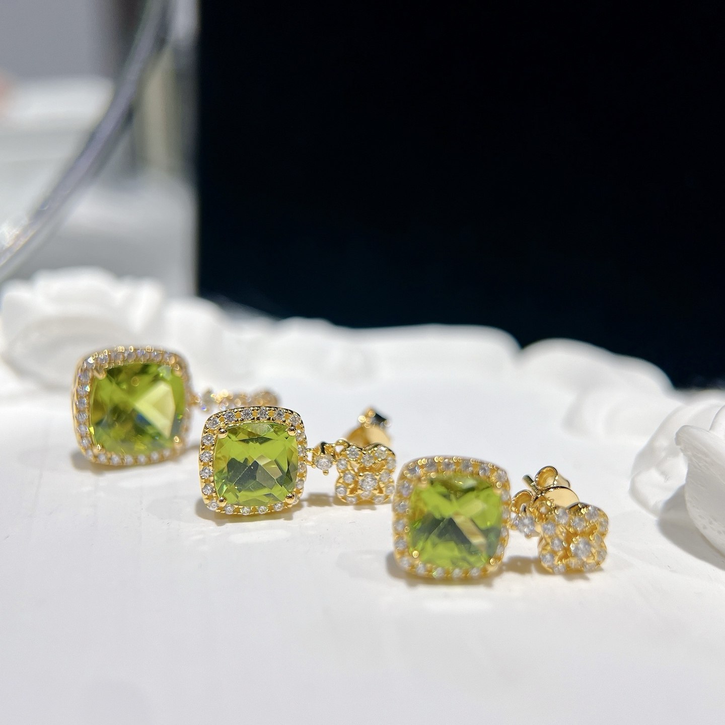 星赞轻奢珠宝S925银镶嵌天然橄榄石四叶草耳坠吊坠套装精美款,珠宝/钻石/翡翠,耳饰,淘宝优惠券,粉丝福利购,淘宝优惠卷