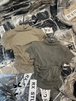 百搭半高领短袖T恤女2025早秋新款韩系修身气质褶皱显瘦上衣女