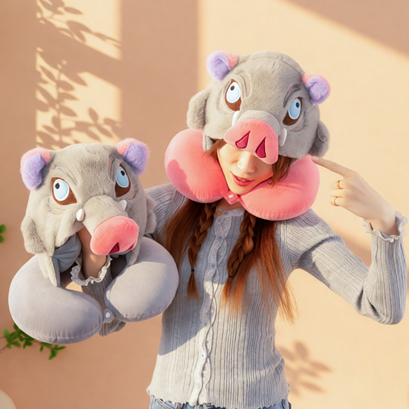 小野猪连体帽子颈枕公仔