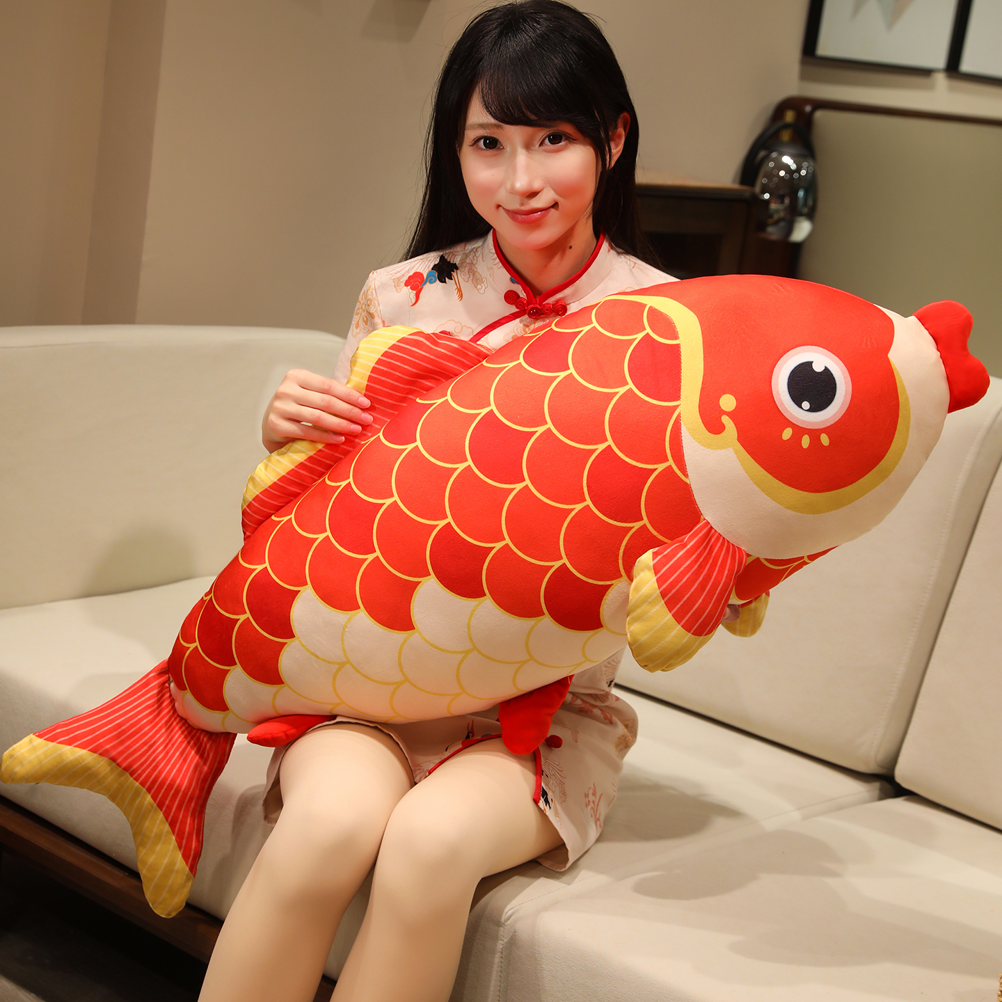年年有鱼锦鲤抱枕红色毛绒玩具