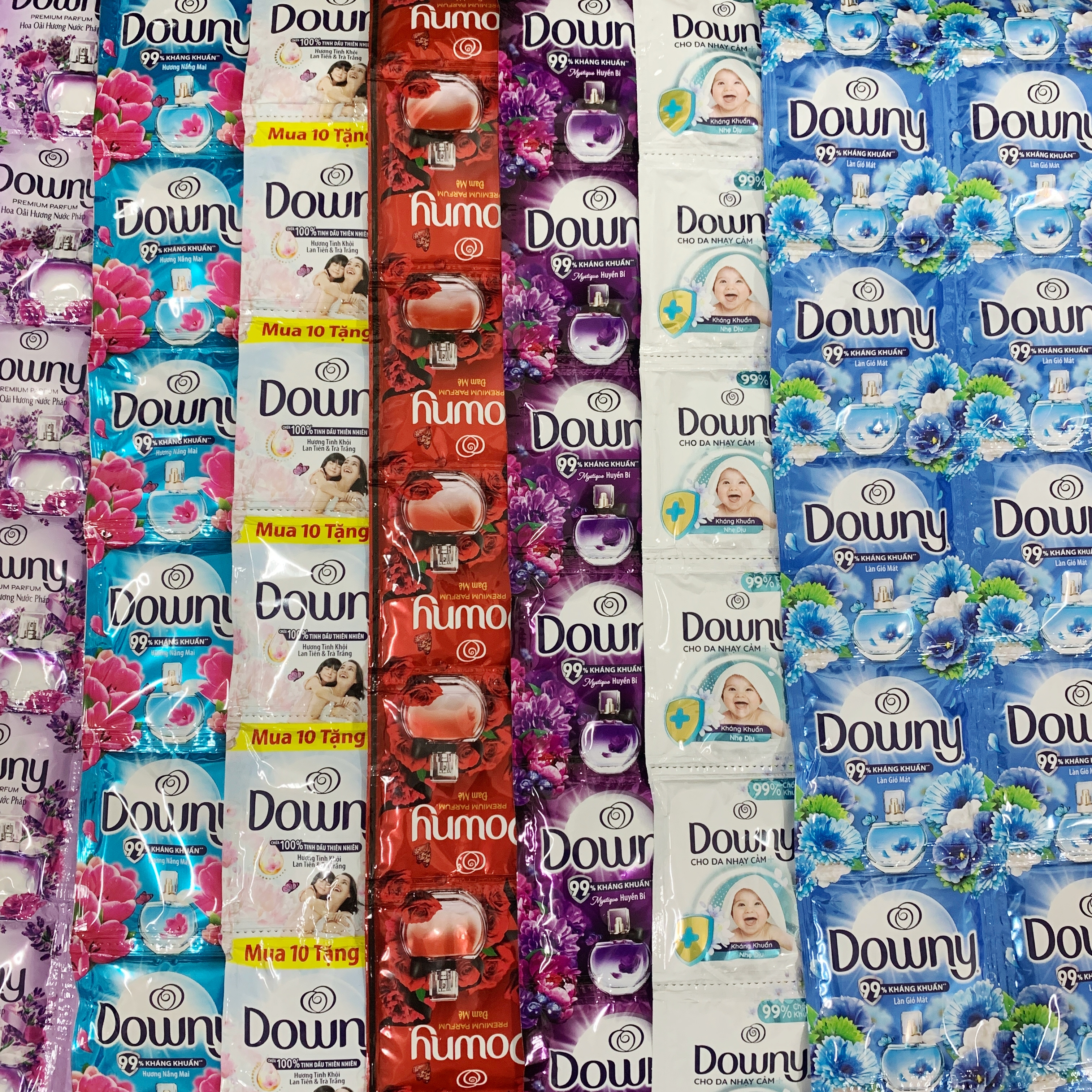 越南进口当妮衣物柔顺剂护理剂持久留香增柔防静电小包旅行装18ML