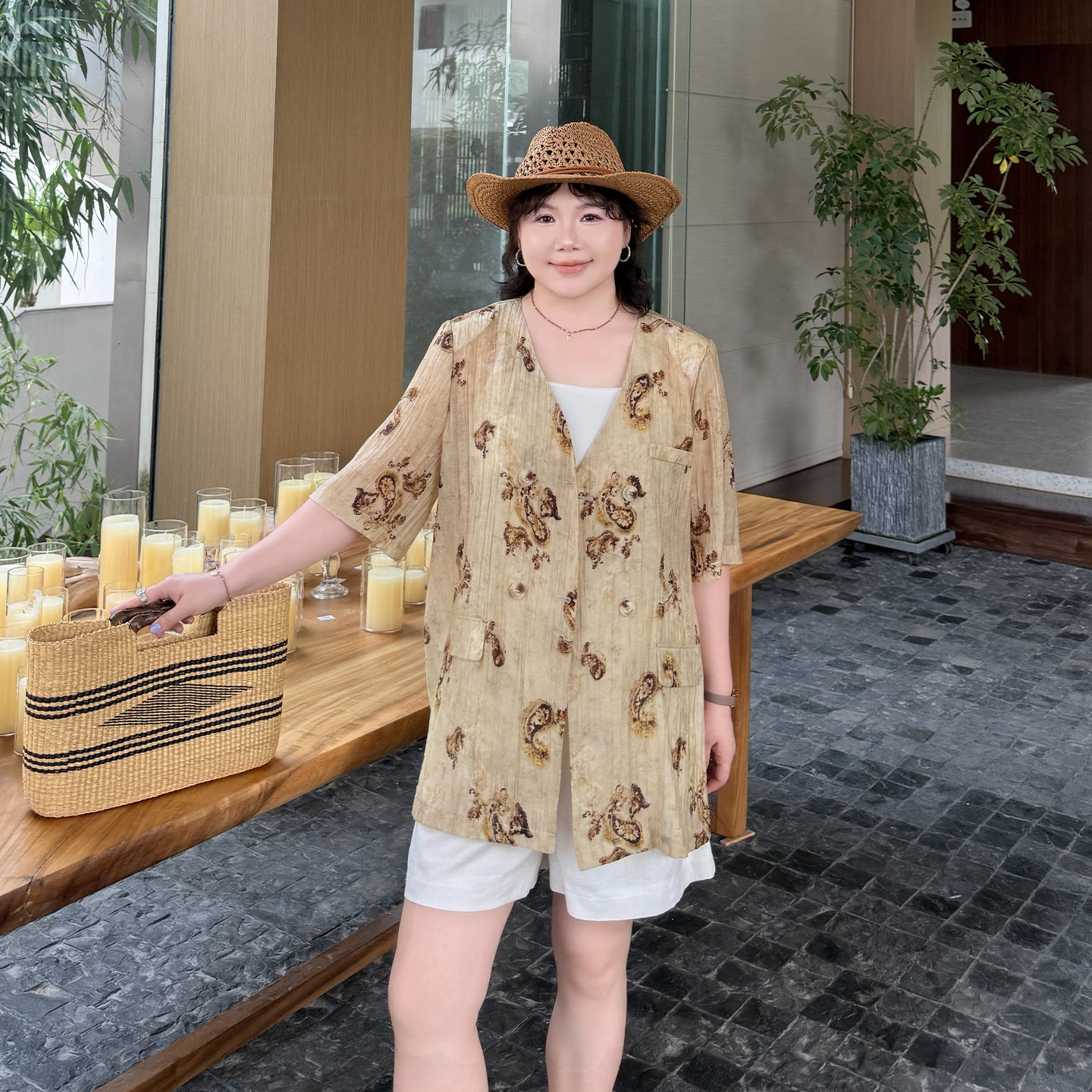大码女装腰果花超薄西装百搭显瘦