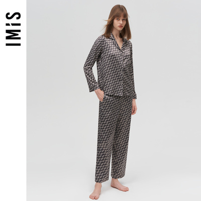 爱美丽IMIS商场新品仿真丝女翻领开衫长袖上衣长裤套装IM46BKN1