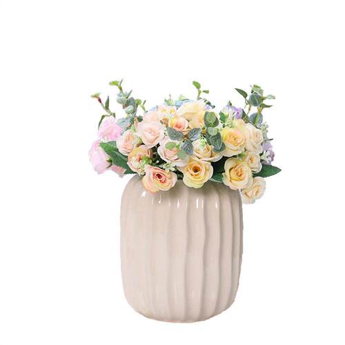 Its a fake Ugaripos decorated modern, simple flowering with