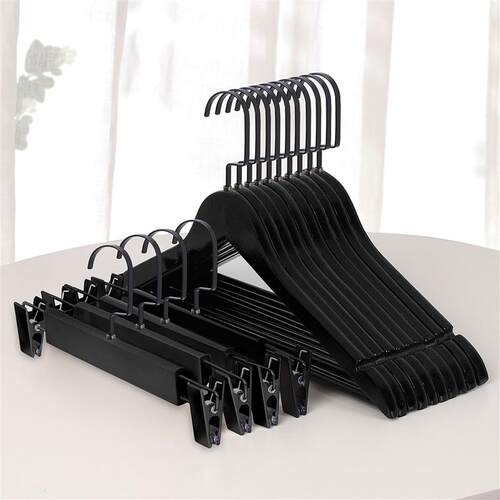 Black and white wooden racks, wooden jerseys, clothes hanger