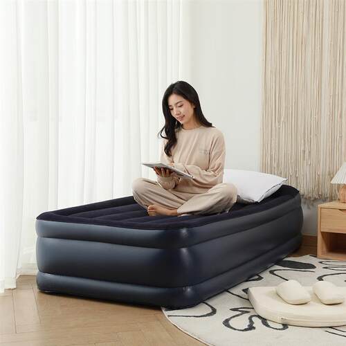 Mountain camp supplies, air-inflated bed liners, thick velve