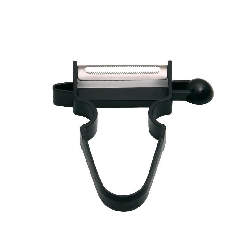 Creative Kitchen Tool 3 with three pairs of peels and cutter