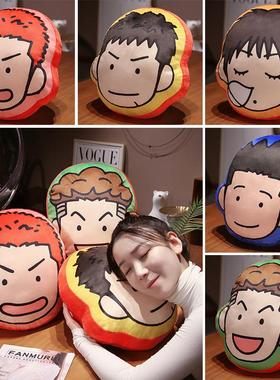 A gift from a high-pitched player with a gift from a doll na