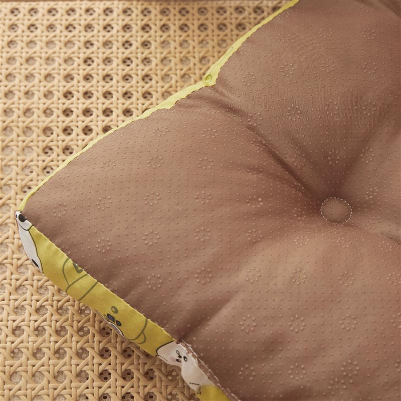 Two hundred and twenty-five benches with a thick, high-stamp