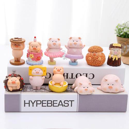 The cute little pigfish has a car-loaded tabletop office pig