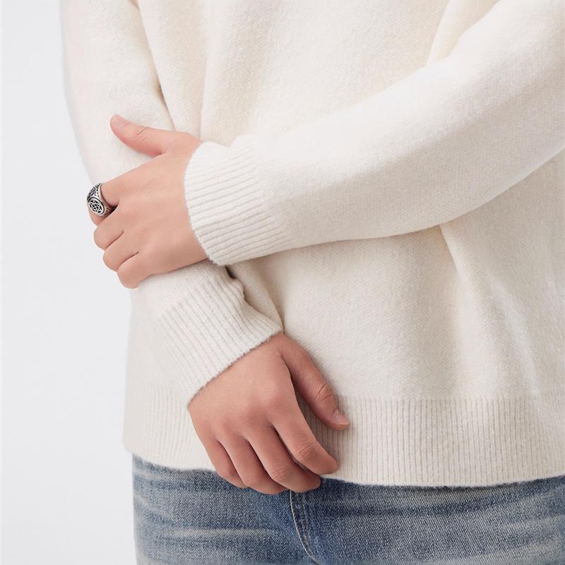 In mens clothes, in autumn and winter, the lax basics, the