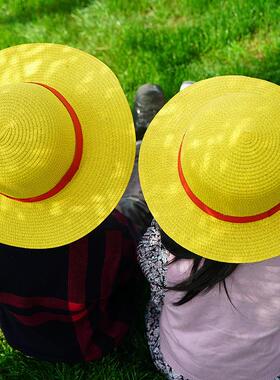 Childrens yellow straw hats, mascara hats, decorating sunsc