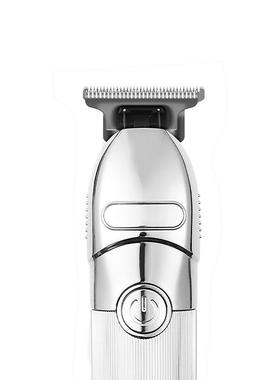 The electrocution of a ceramic knife with a hairdresser, the