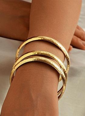 The O.S.A. is a pair of handkerchiefs, and theyre about thr