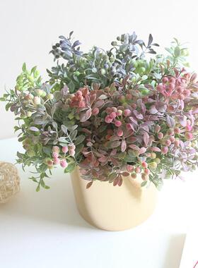 Spraying wild fruit, emulating colored bouquets.