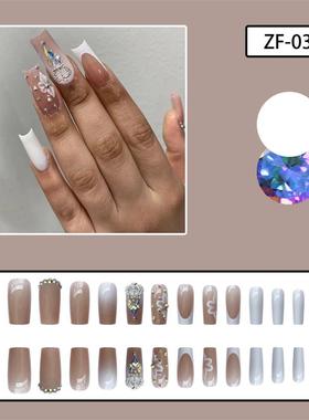 The white-side French-style Gradually Armored Wedding Flower