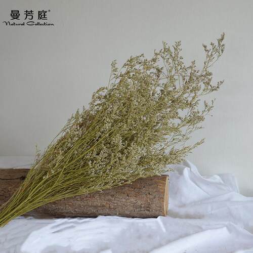 An immortal lover with flowers and flowers, hand-made flower