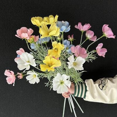 Its a Nordic stylish little Persian daisy, and its a fake