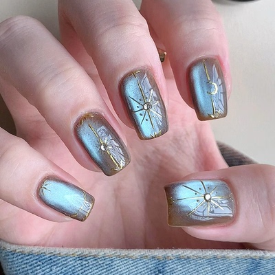 纯手工穿戴美甲成品短款显白高级图腾纹香槟金棕蓝猫眼星月闪钻简