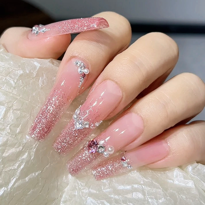 纯手工穿戴美甲成品显白高级温柔长款粉碎钻渐变闪钻法式珍珠仙女