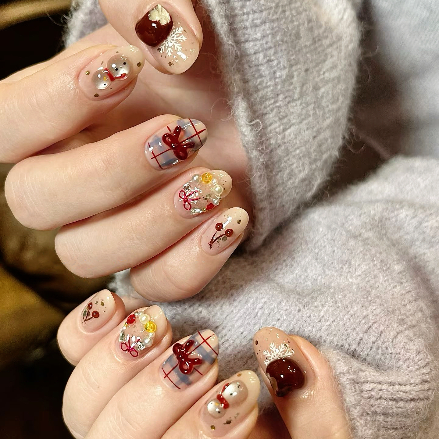 手工穿戴美甲短款成品可爱卡通猫眼假指甲贴ins手绘立体雪人圣诞