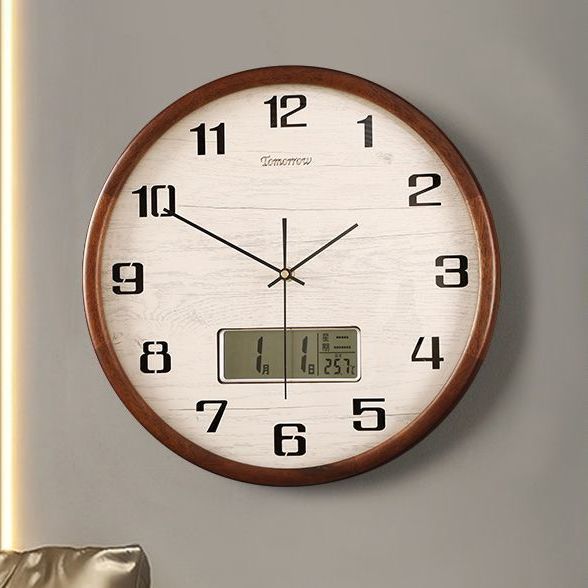 现代简约圆形挂钟家用装饰表挂墙新中式客厅创意实木静音石英钟表