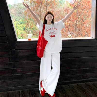 樱桃印花纯棉正肩白色短袖t恤女