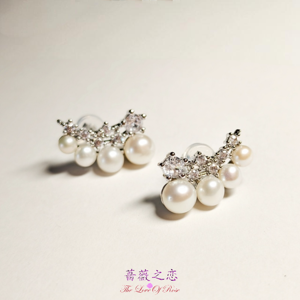 微笑月亮S925银镀金淡水珍珠耳钉