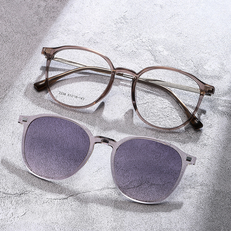 日本品质网红渐变磁吸式套镜男女开车两用偏光太阳镜超轻tr金属近