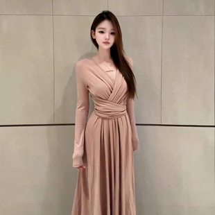简约百搭纯色收腰显瘦连衣裙女春秋季气质绑带垂感显瘦字大摆长裙