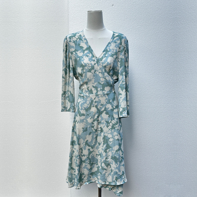 法式碎花连衣裙轻奢高级感显瘦遮肚微胖夏季裙子外贸原单正品尾货