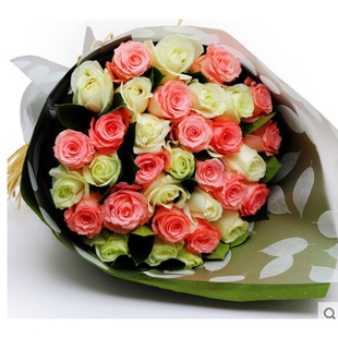 贵阳花溪区贵阳大学城青岩古镇万科大都会鲜花店母亲节速递玫瑰