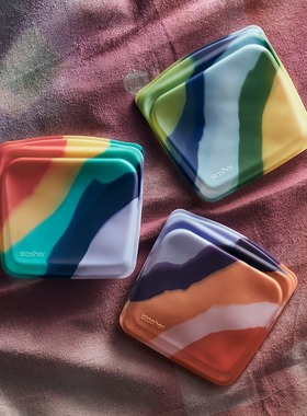 日本代购stasher硅胶密封袋2024年新图案渐变色幻彩露营食物袋