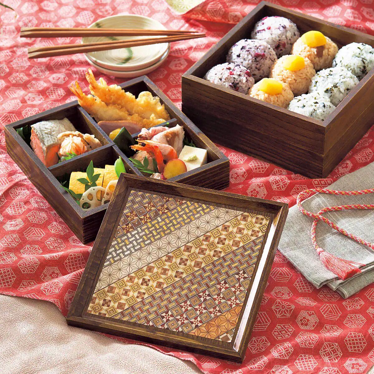 代购日本制神奈川寄木细工艺品三层重箱寿司盒漆器日式料理盒