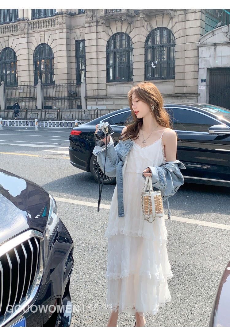 法式超仙V领中长款吊带蛋糕连衣裙女2023新款韩版海边度假沙滩裙