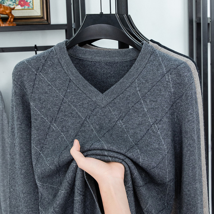 鹿王羊毛衫加厚保暖毛衣