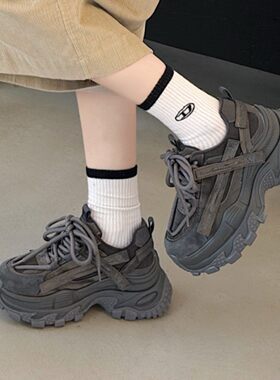 灰色加绒老爹鞋女2025冬季