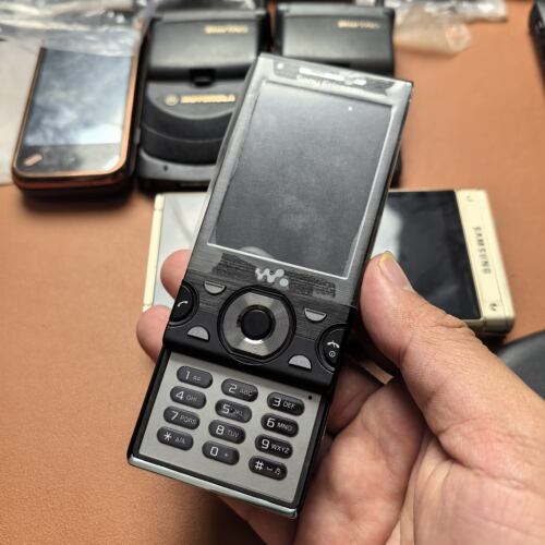 索尼爱立信 W995 原装库存 金属滑盖 经典Walkman
