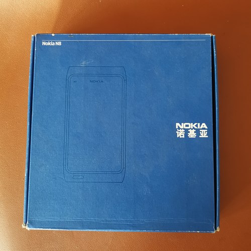 诺基亚n8原装库存 机器跟包装不对码.经典拍照机 功能正常 实拍图