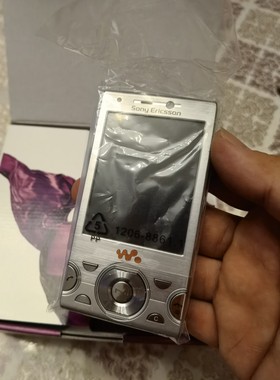 索尼爱立信 W995 经典旗舰音乐机 库存全新全套三码合一