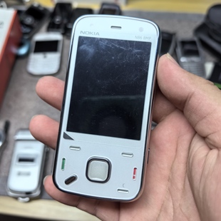 诺基亚 N86 原装库存未用 99新 移动联通 塞班 双向滑盖 实拍图