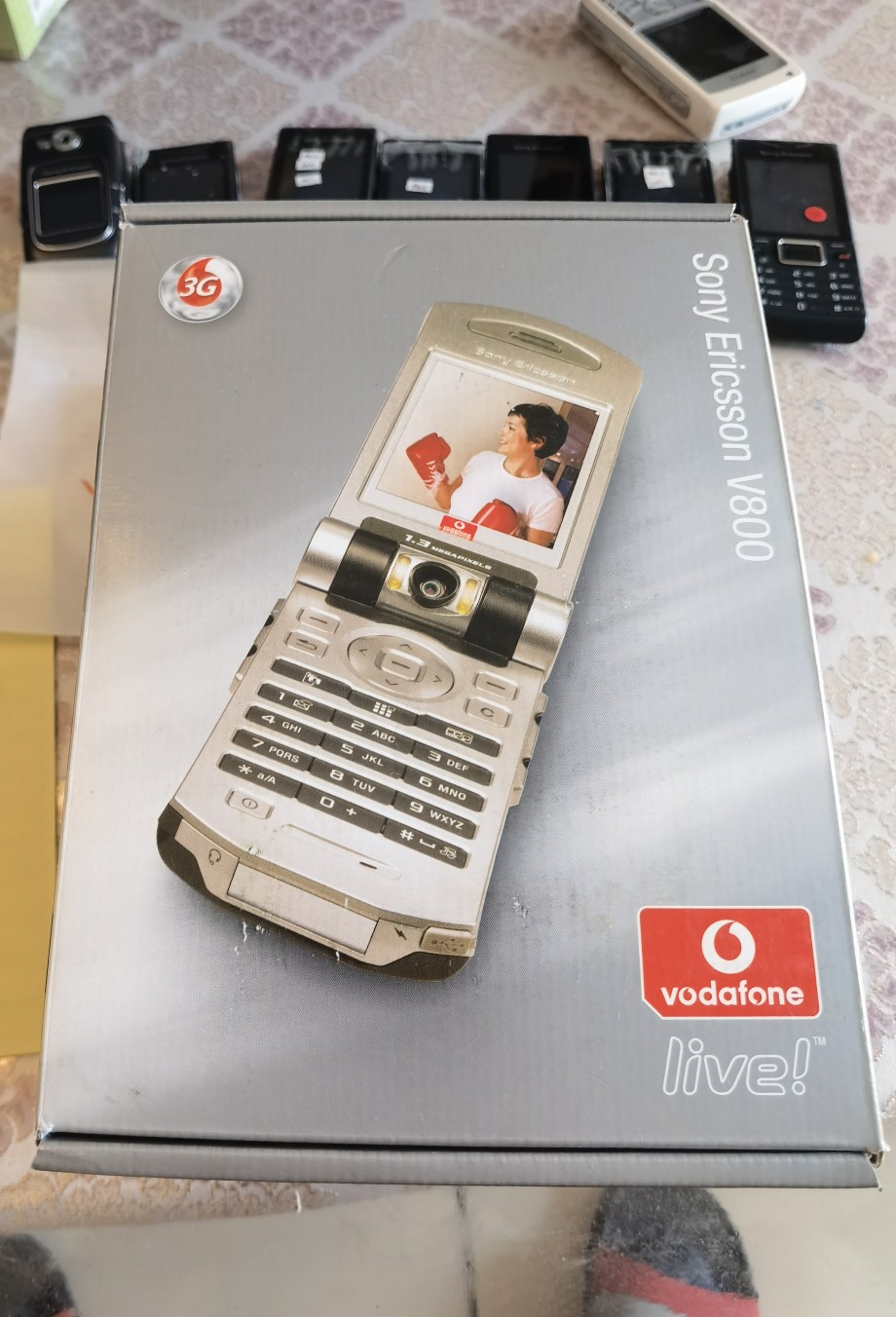 索尼爱立信 V800 经典折叠翻盖 库存 全新全套 三码合一