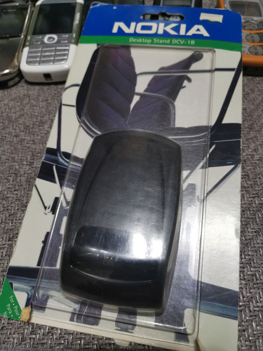 诺基亚 DCV-1B 诺基亚 8210 8250 原装座充 库存货