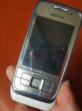 诺基亚e66原装成色新中框有磨损痕迹金属滑盖功能好