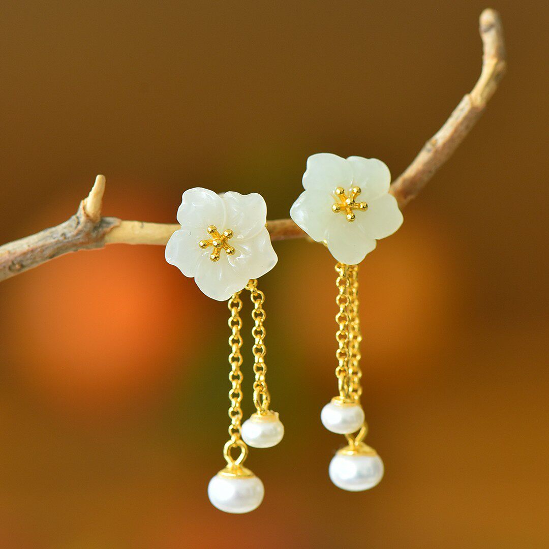 天然和田玉13*13白玉樱花珍珠耳坠925银镀金流苏耳环精致灵动
