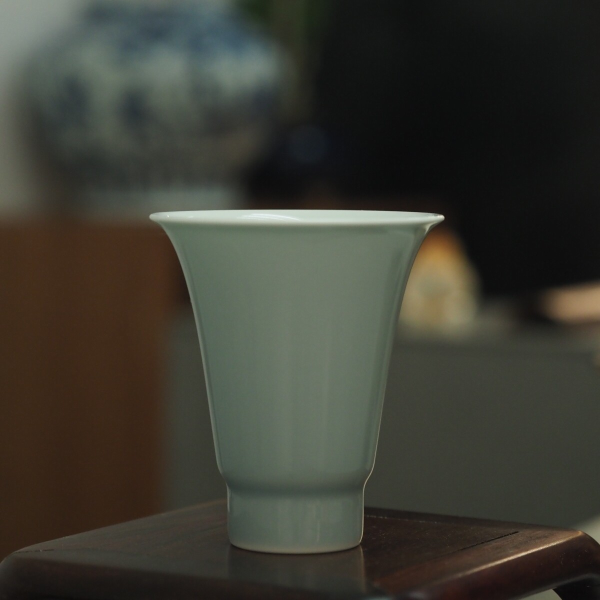 传老景德镇谷雨山房天蓝釉朝颜杯手工单色釉主人杯茶杯